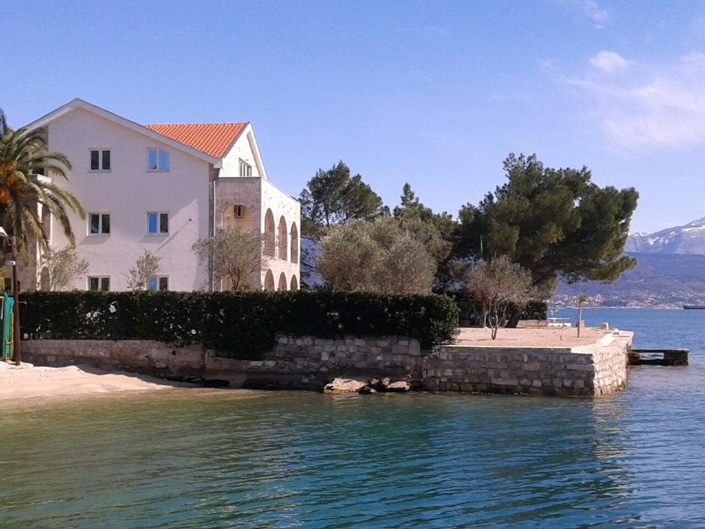 Apartments Villa Danilovic 赫尔采格诺维 外观 照片